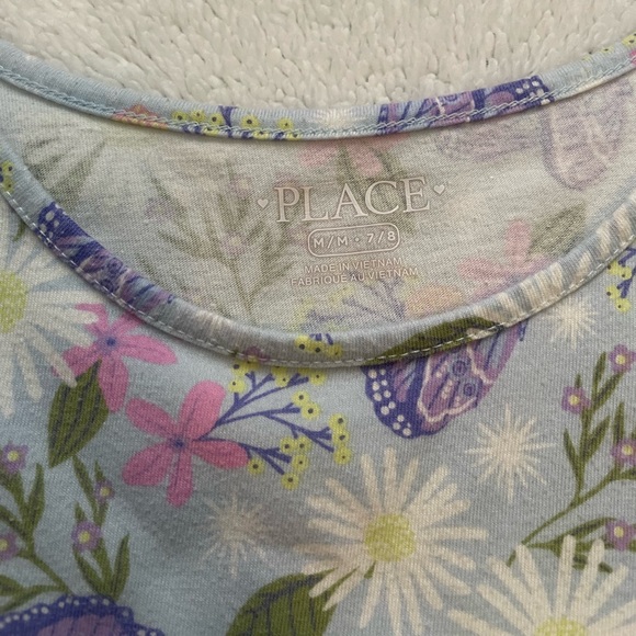 Pretty Dress - Picture 2 of 4